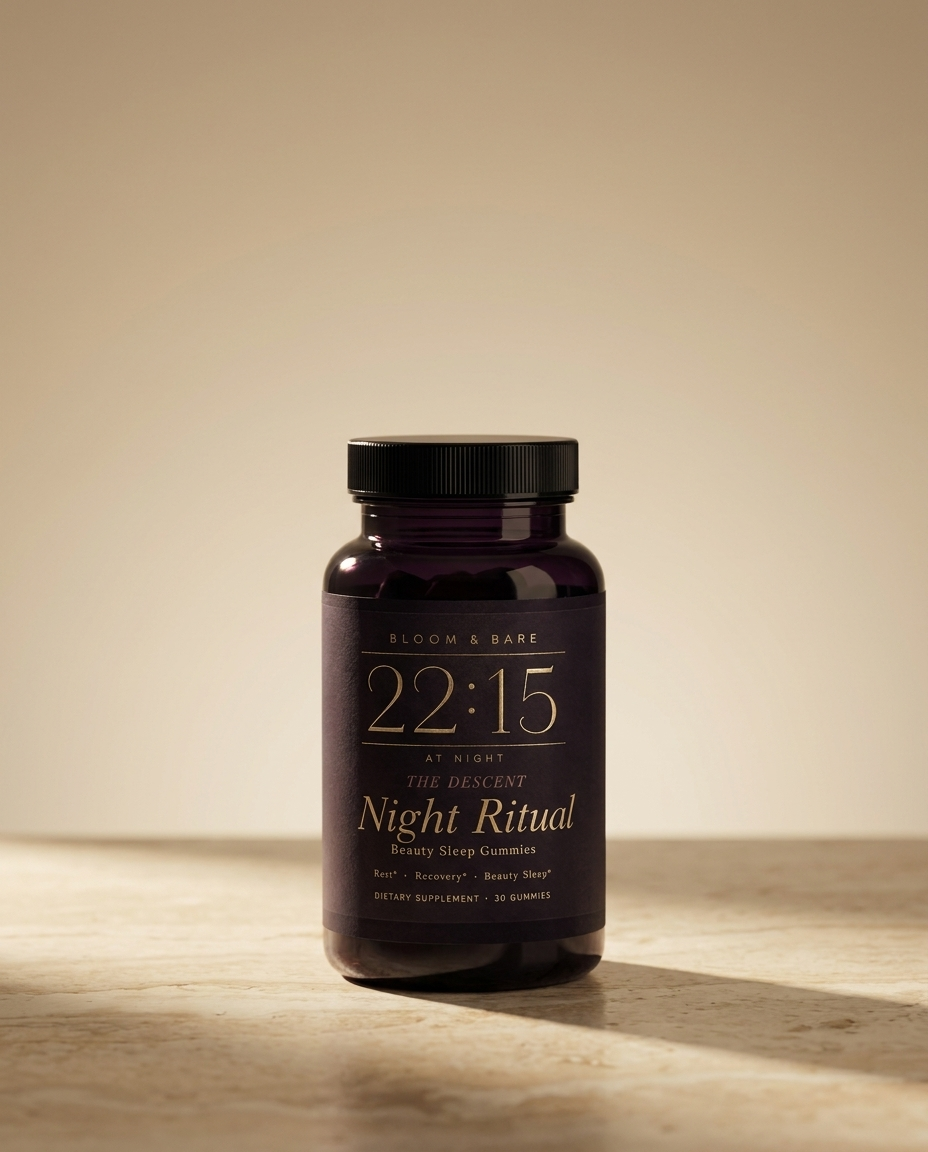 The Descent — formal portrait of the 22:15 jar on travertine