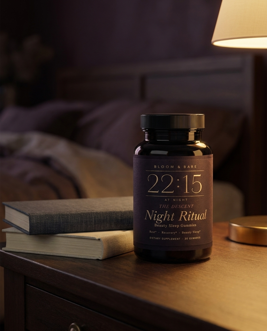 The 22:15 jar on the nightstand at night, books and lamp glow